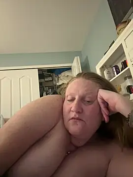 Kellilyn10's Live XXX Chat