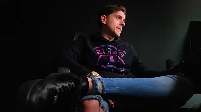 FelixStarkk Chat XXX in diretta