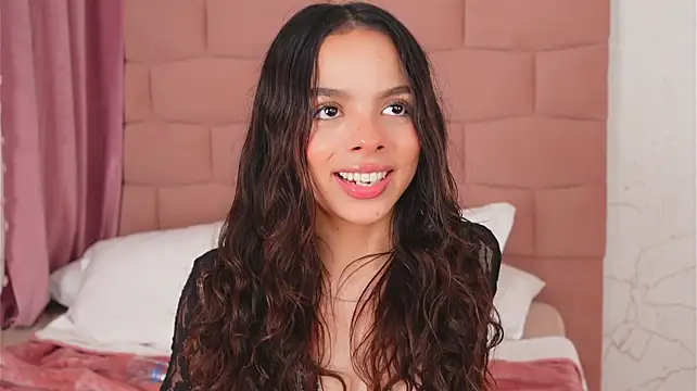 Chat +18 de BambiRoses ao vivo