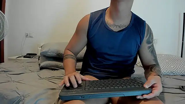Chat XXX en directo de JohanSmith