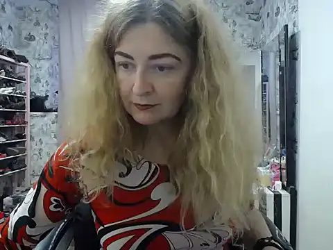 Helen1974's Live XXX Chat