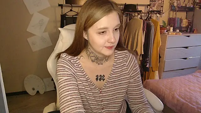 Taissa_Harmonの  ライブXXXチャット