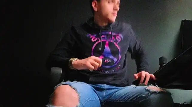 Czat XXX na żywo – FelixStarkk