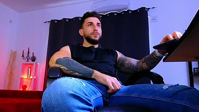 دردشة MightyAaron66 الجنسية المباشرة