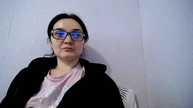 Shiny_gine's Live XXX Chat