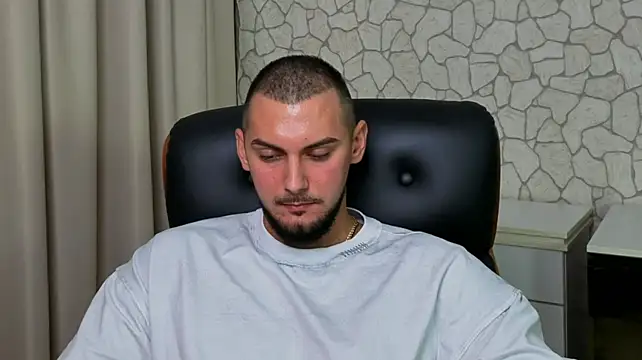 دردشة ClintMasters الجنسية المباشرة