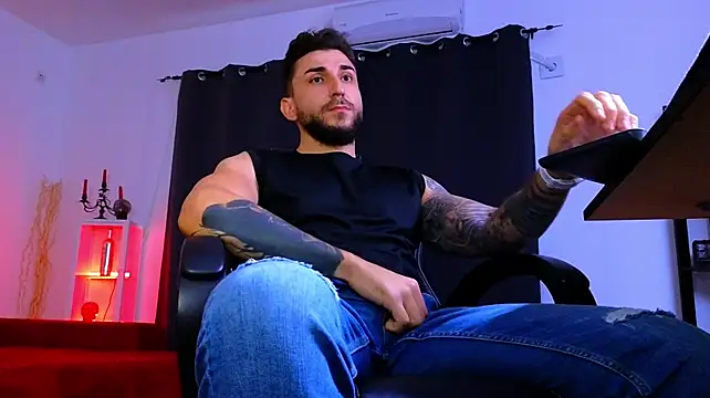 دردشة MightyAaron66 الجنسية المباشرة