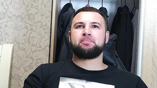 Chatroom XXX en direct de liam_studd