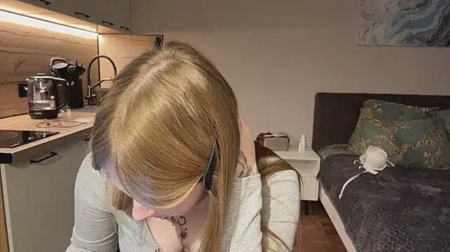 Czat XXX na żywo – RavenShuker