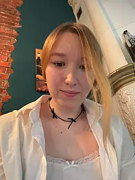 -NaughtyAngel-のライブXXXチャット