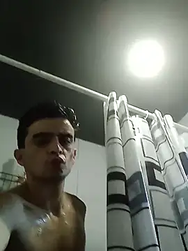 Rodrigo99_9 Live XXX-Chat