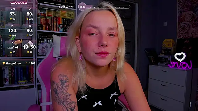 Julia_666 live XXX chat