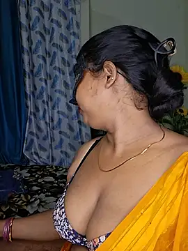 Soniya_je লাইভ XXX চ্যাট