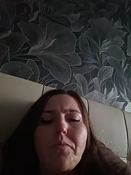 MilaMaturen Live XXX chat
