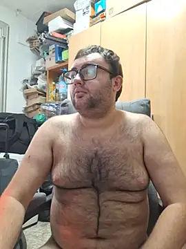 Javier_bear Chat XXX live