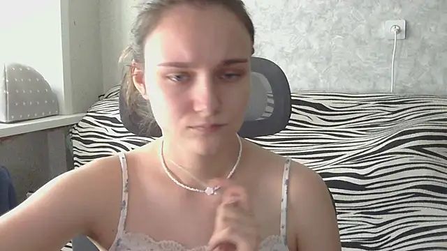 DolcezzaCream Live XXX-chat