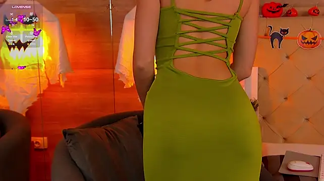 ElaraRay's Live XXX Chat