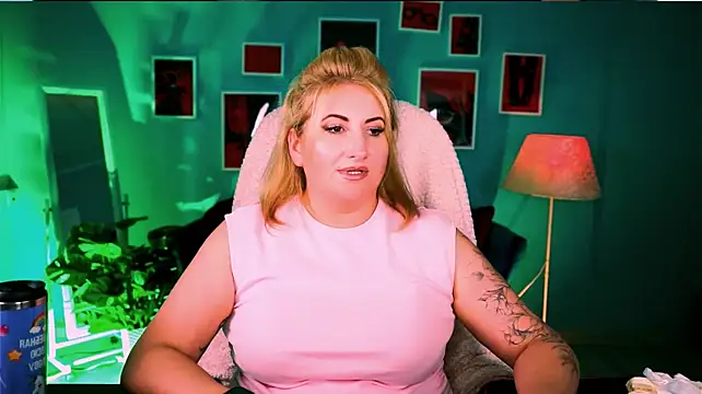 VictoriaDaniel's Live XXX Chat