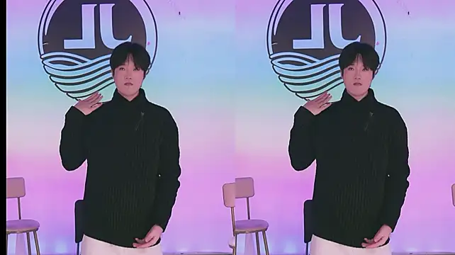 IO--001's Live XXX Chat