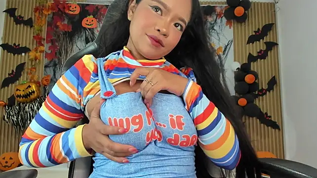 Czat XXX na żywo – Lili_16