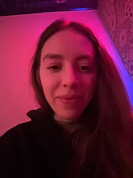 Chatroom XXX en direct de Lolya_