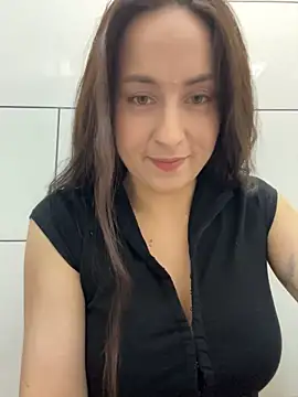 Holly_Playn Live XXX chat