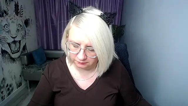 VixenVibe_'s Live XXX Chat