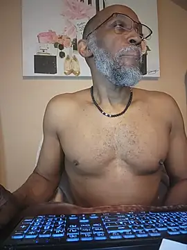 הופעת וובקאם של Lonelynudist59