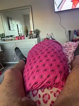 bigdick20101 live XXX chat