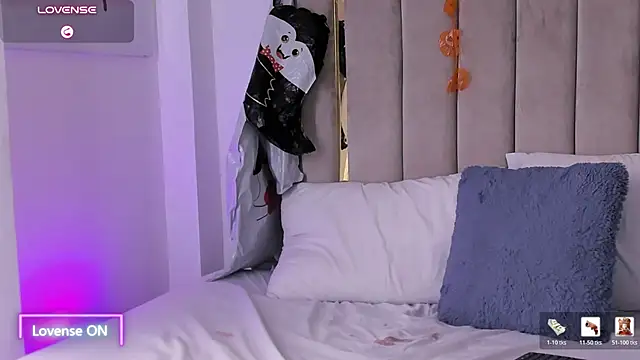 Celestte-Rose_'s Webcam Show