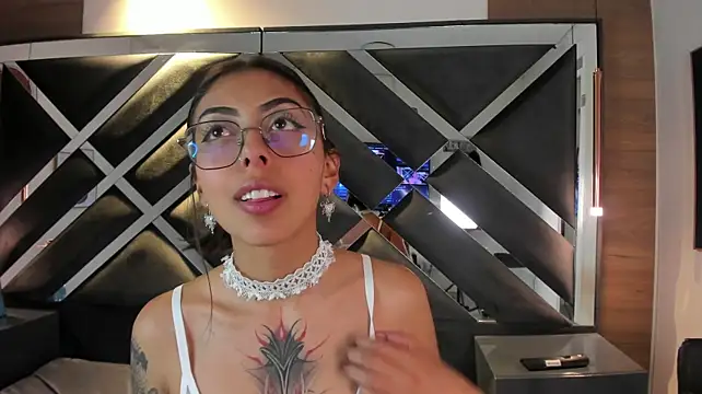 CocoDream_'s Live XXX Chat