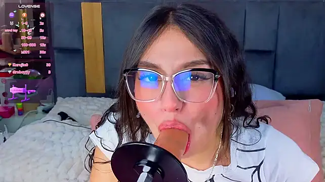 MadyJackson's Live XXX Chat