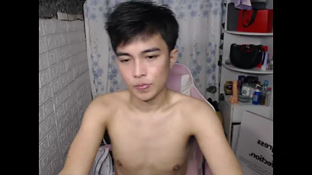 Chat XXX Live _peachyboyyy