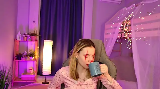 LunaWhispery Chat XXX in diretta