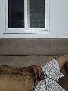 bennylogin290's Webcam Show