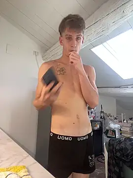Leonardo0606's Live XXX Chat