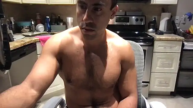 BigGuyMuscle's Live XXX Chat