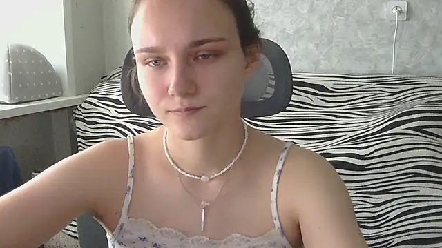 DolcezzaCream's Live XXX Chat