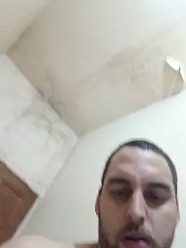 Chat +18 de matvaz21cm ao vivo