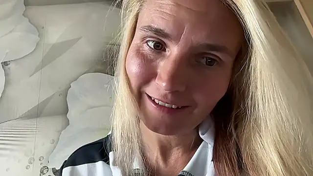 s-te-fan-i's Webcam Show