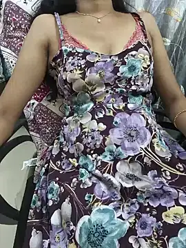 Cuteteluguammmaie's Live XXX Chat