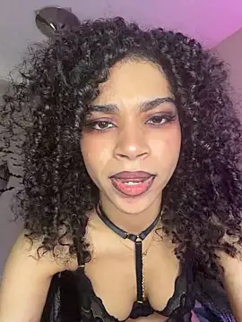 Kiki_hammyy Live XXX-Chat