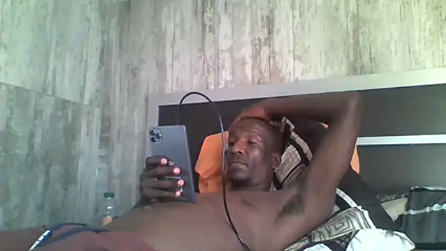 XXX chat uživo modela longdickson12345
