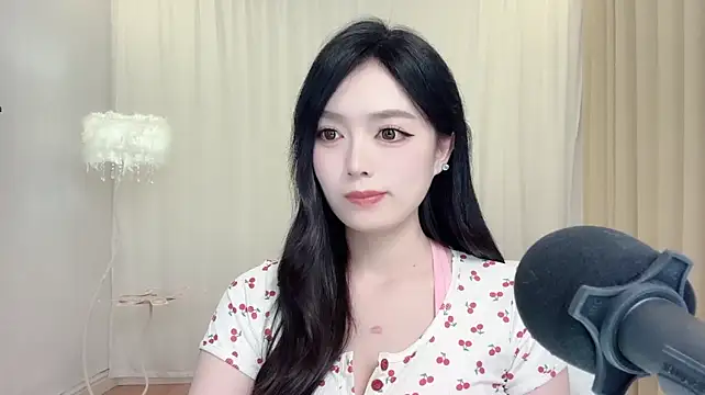 LiLy0608's Live XXX Chat