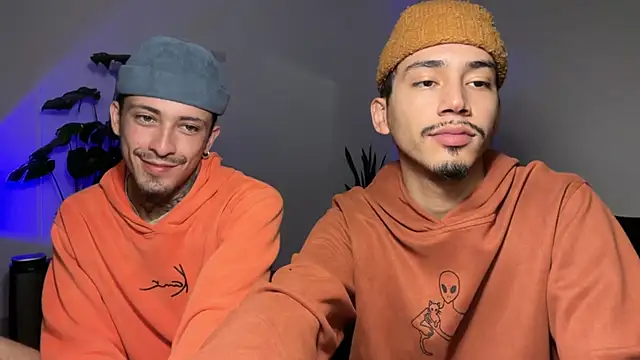 Noah_and_Steven's Live XXX Chat
