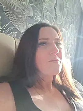 MilaMaturen Live XXX chat