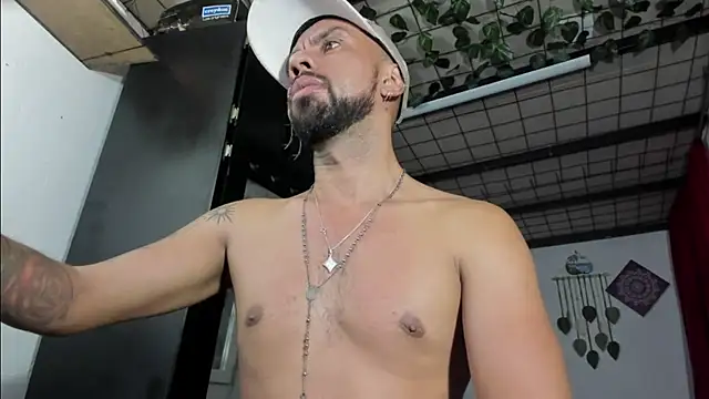 Chatroom XXX en direct de Arian_Pervert