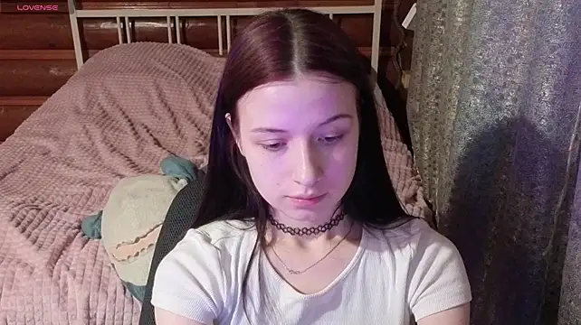 AlicePowells' Live XXX Chat