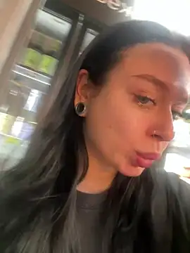 AlishaOfThorns Chat XXX in diretta
