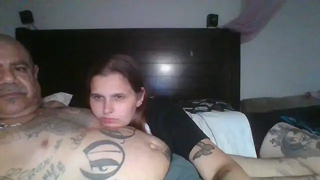 QBeeSmokey's Live XXX Chat